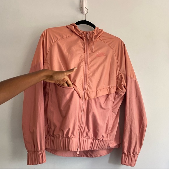 Nike Light Pink Windbreaker Jacket Size M - Picture 4 of 11